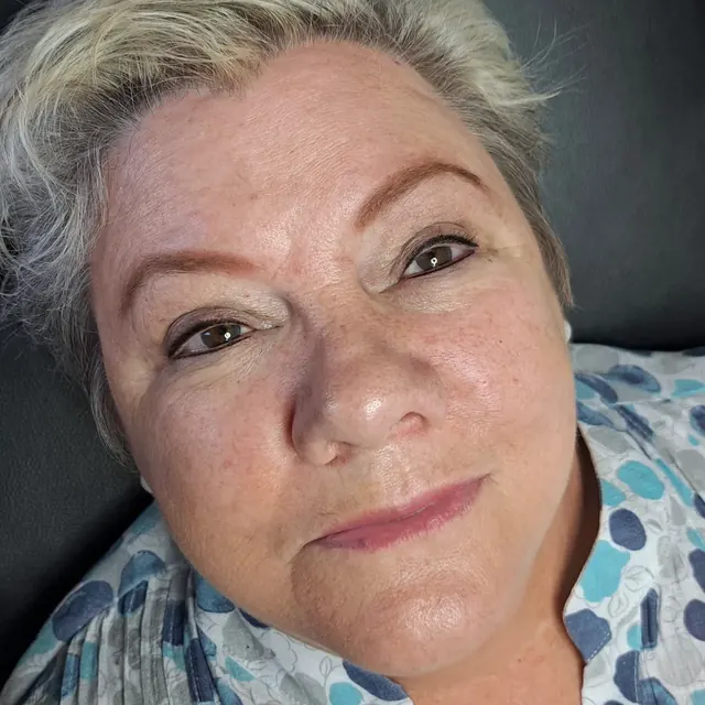 Client with permanent eyeliner