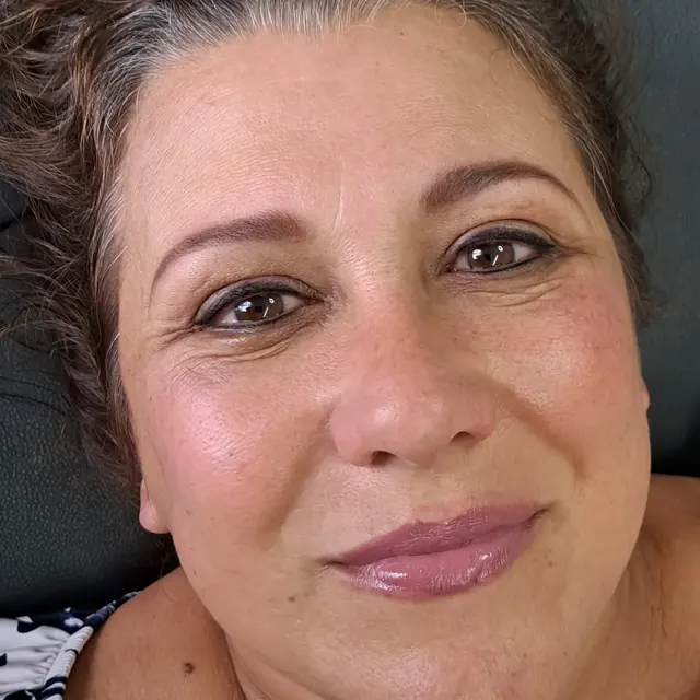Client with a thicker top liner and thin bottom liner
